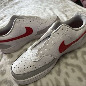Nike Men's White and Red Sneakers